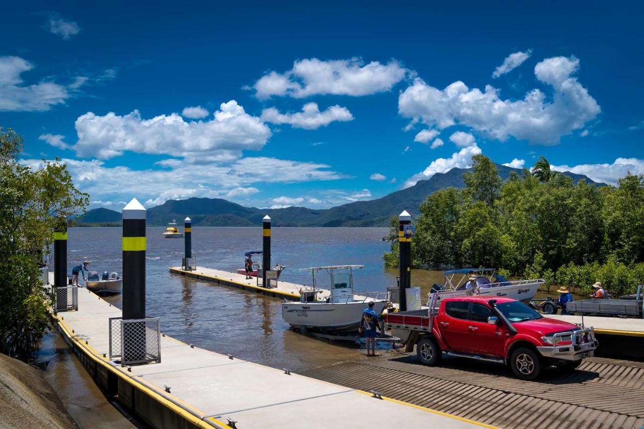 Lucinda Fishing Lodge Buitenkant foto