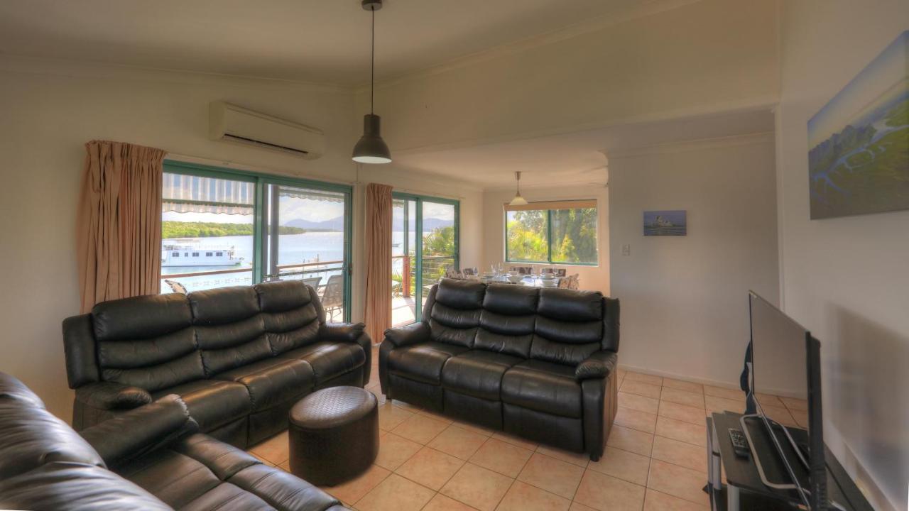 Lucinda Fishing Lodge Buitenkant foto